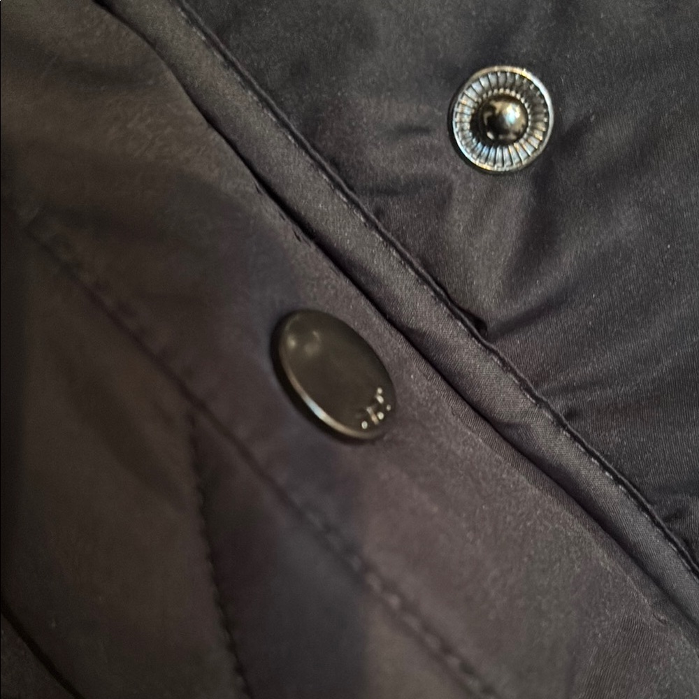 Womens Black Quilted  Barn Jacket- Small NWT - Picture 5 of 6